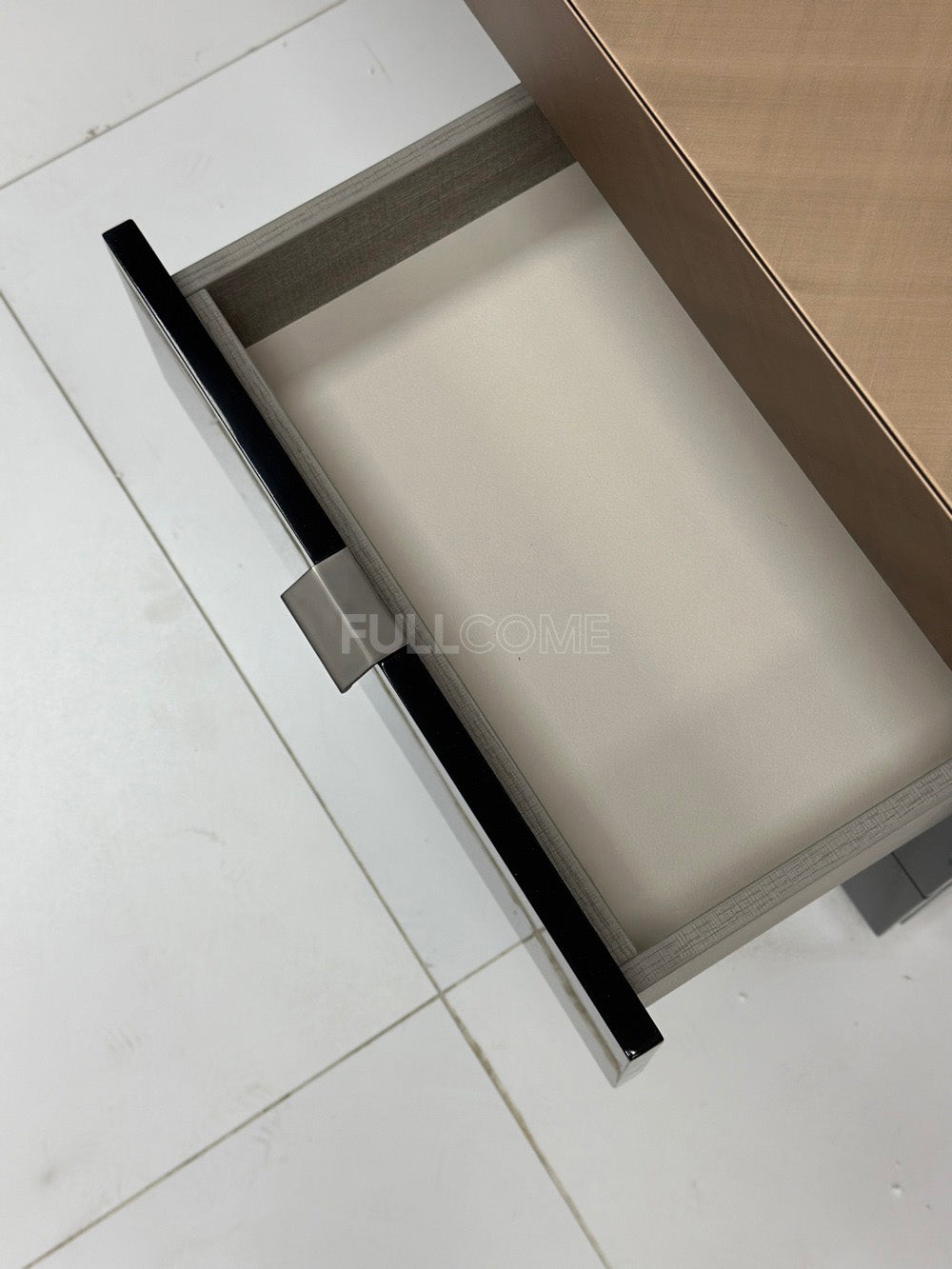 The Diagonal Grain Desk