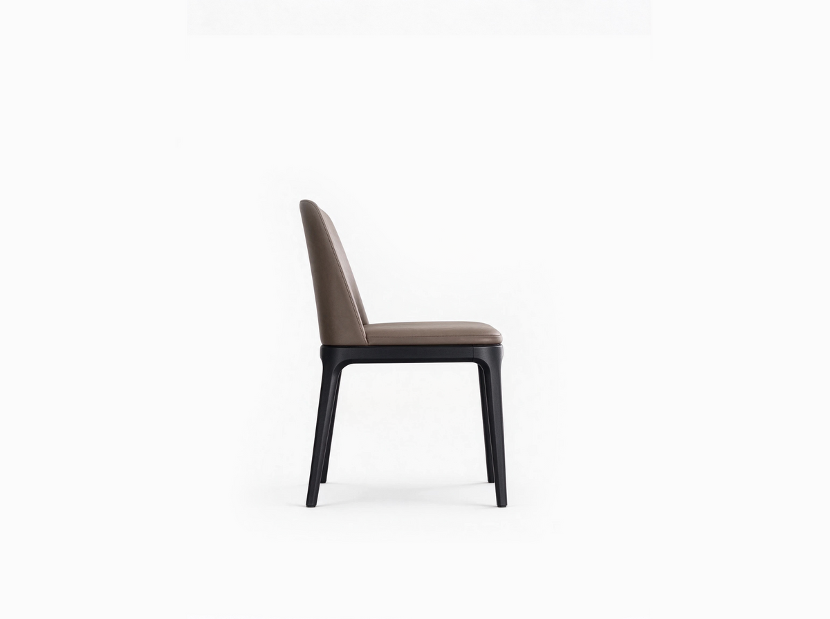 Lira Side Chair