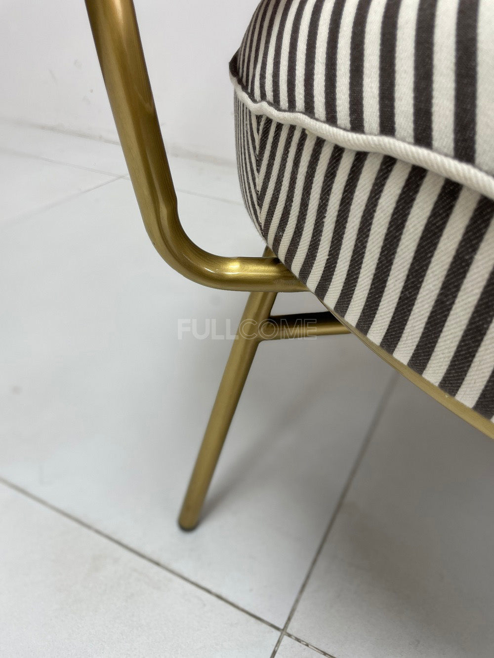 The Crescent Tub Chair