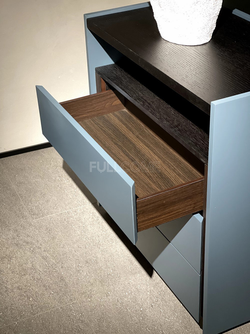 The Tray-Top Cabinet
