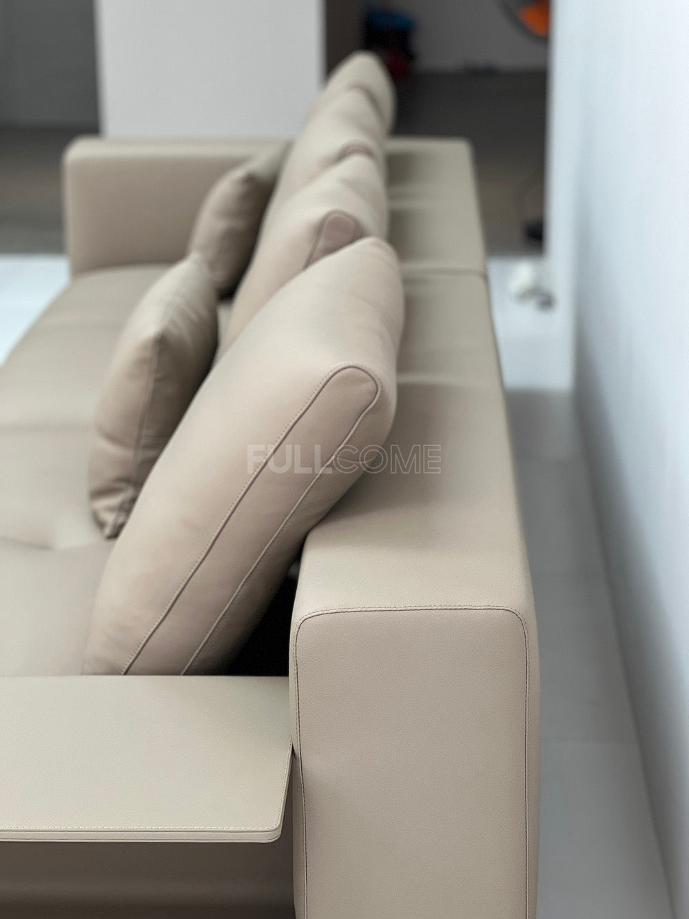 The Leaf Sofa