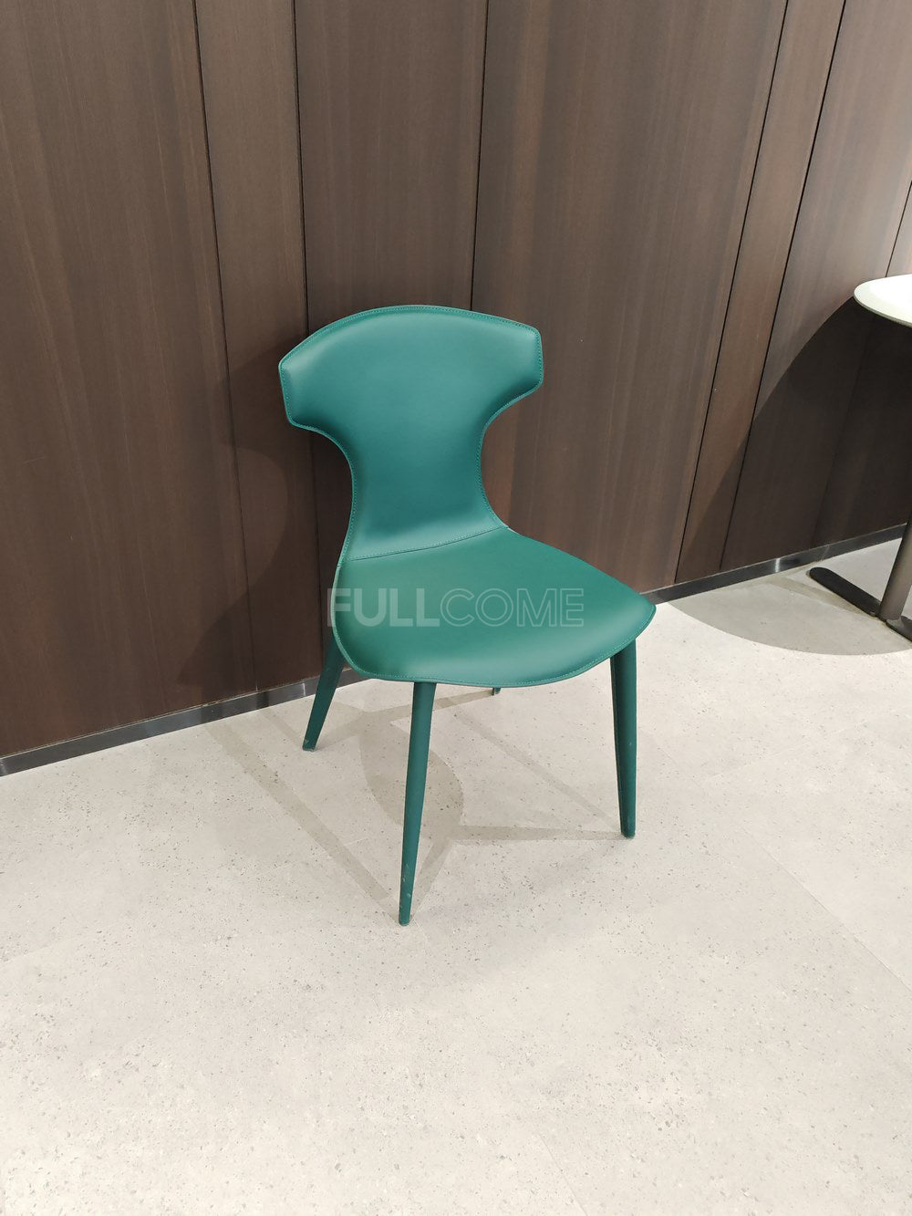 The Hourglass Wing Dining Chair