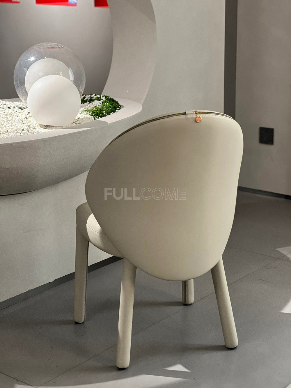 The Zip Edge Dining Chair