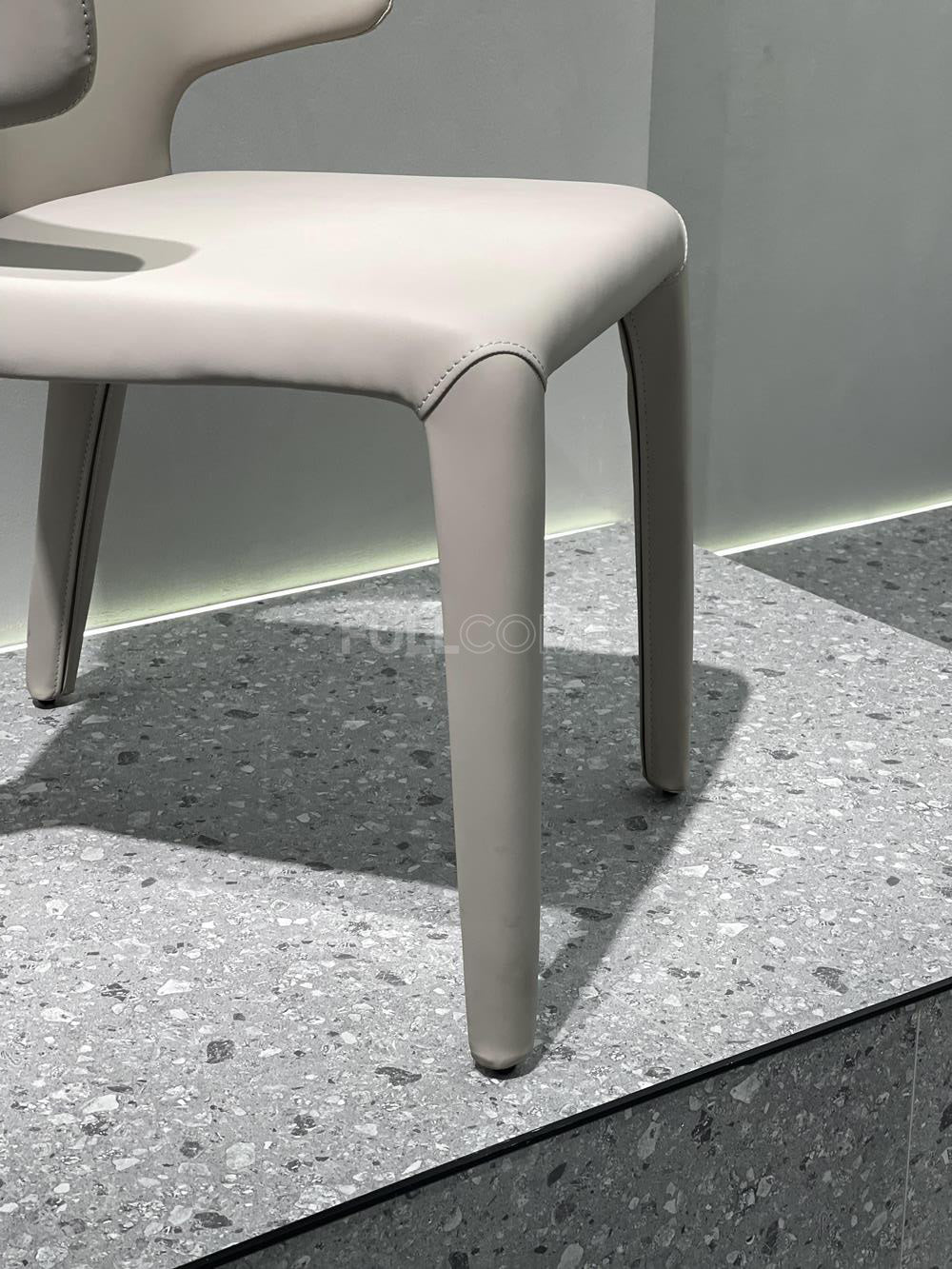 The Scoop Back Dining Chair