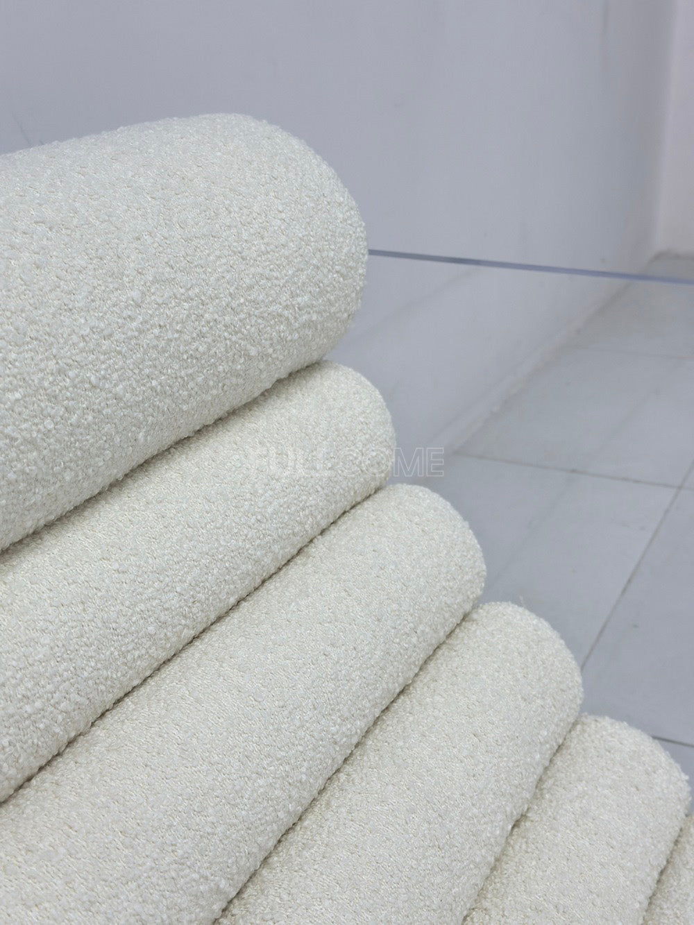 The Clear Panel Roll Chair