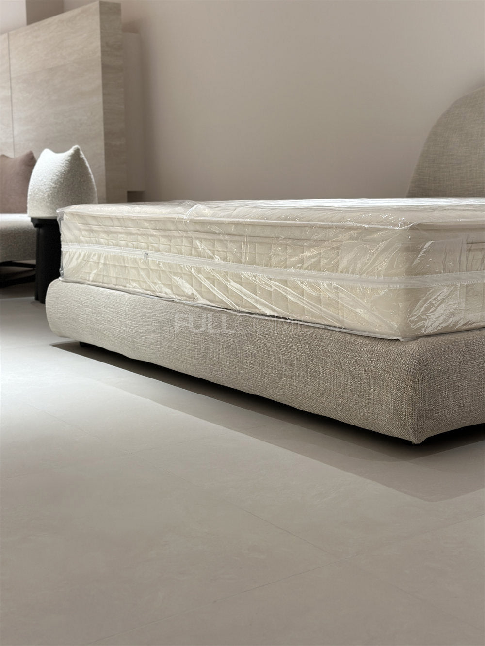 The Rounded Arch Bed