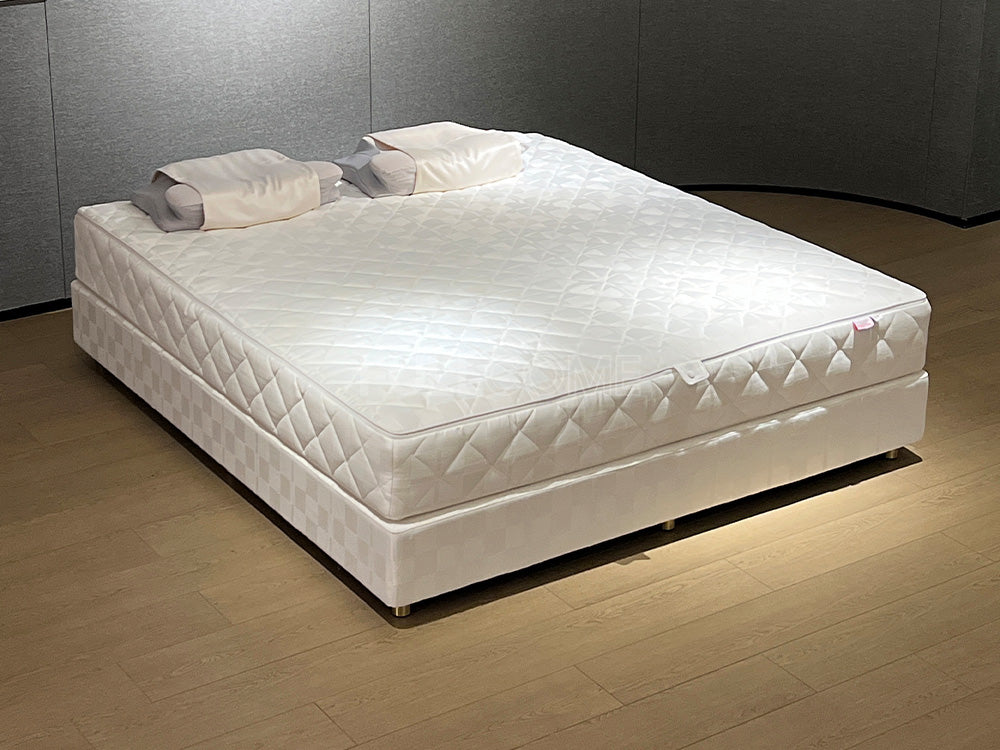 The Lattice Weave Mattress