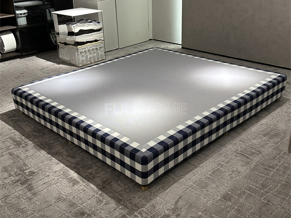 The Check Wrap Bed Base