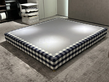 The Check Wrap Bed Base
