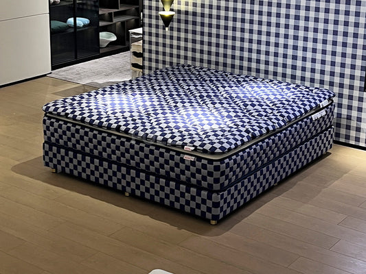 The Gingham Puff Mattress