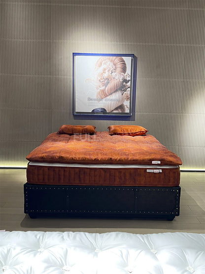 The Amber Leaf Mattress