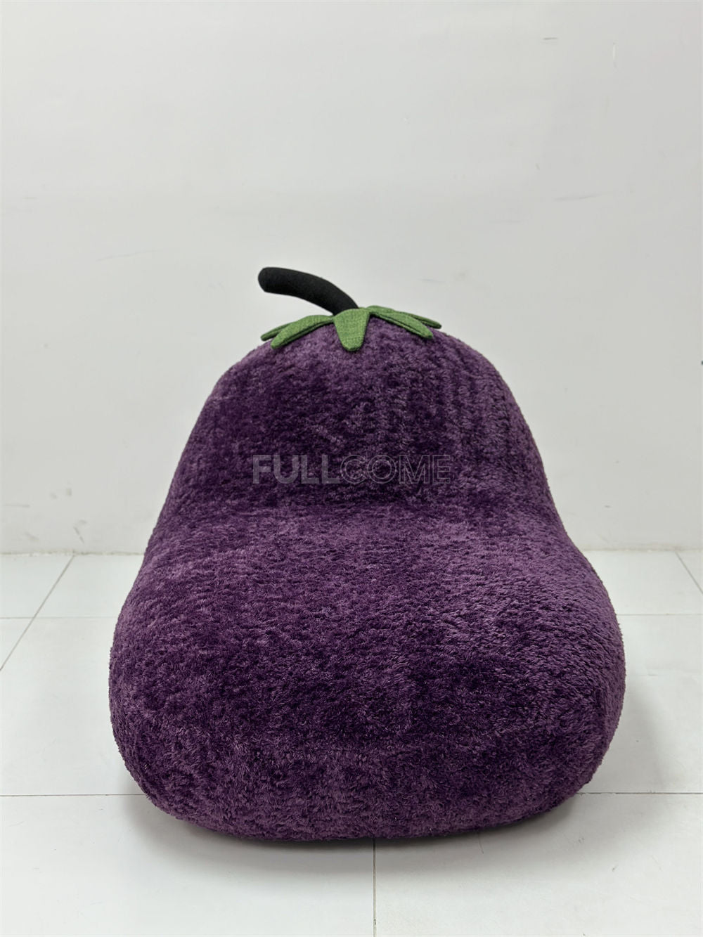 The Aubergine Floor Lounge