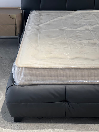 The Ivory Damask Mattress