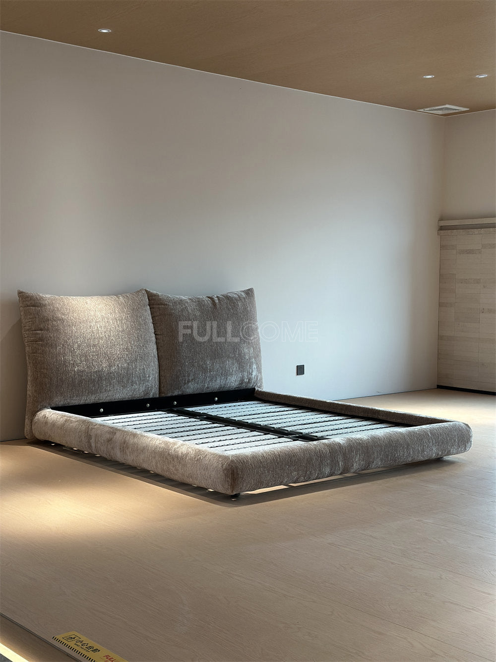 The Petal Pillow Bed