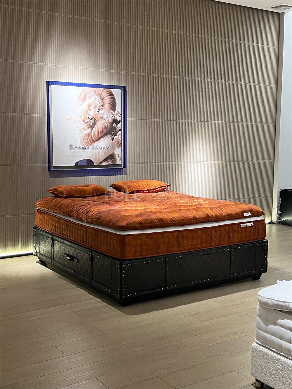 The Amber Leaf Mattress