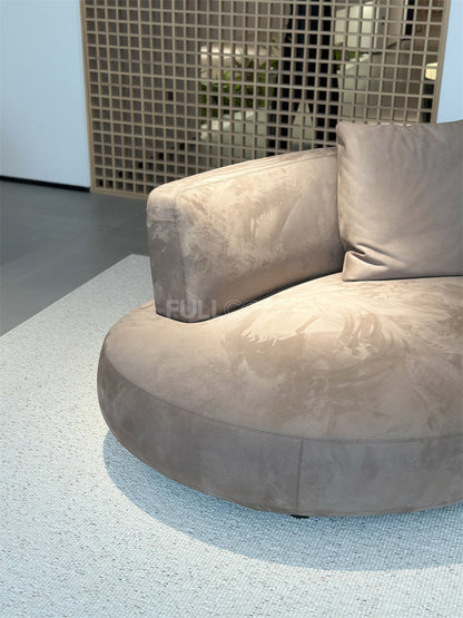 The Halo Lounge