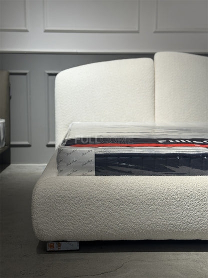 The Crag Bed