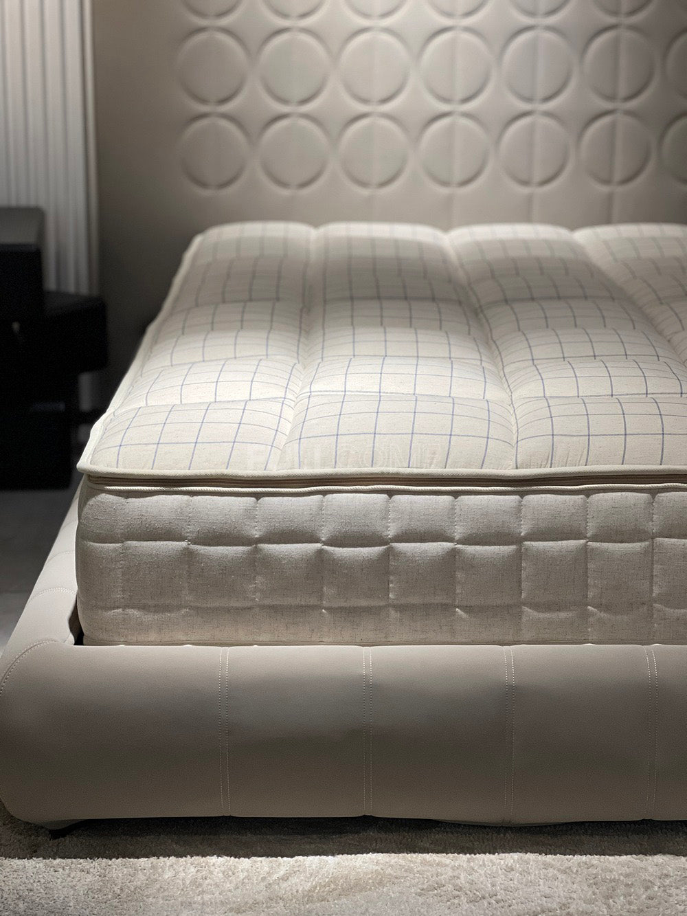 The Windowpane Mattress