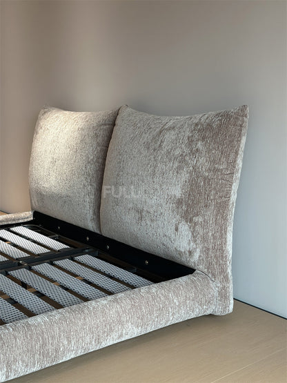 The Petal Pillow Bed