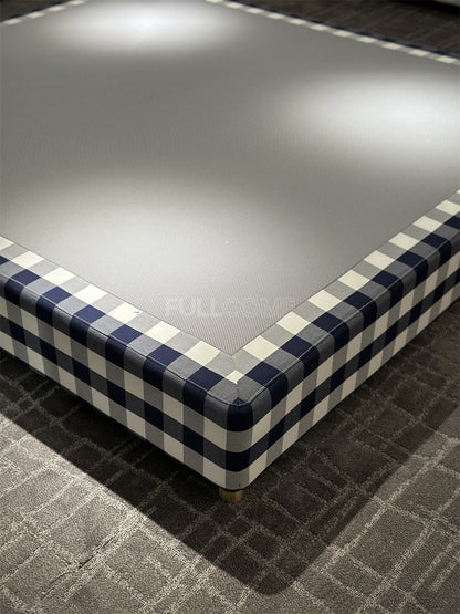 The Check Wrap Bed Base