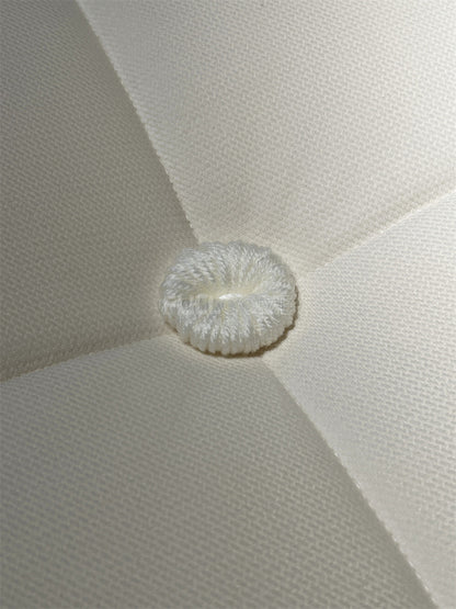 The Ivory Rosette Mattress