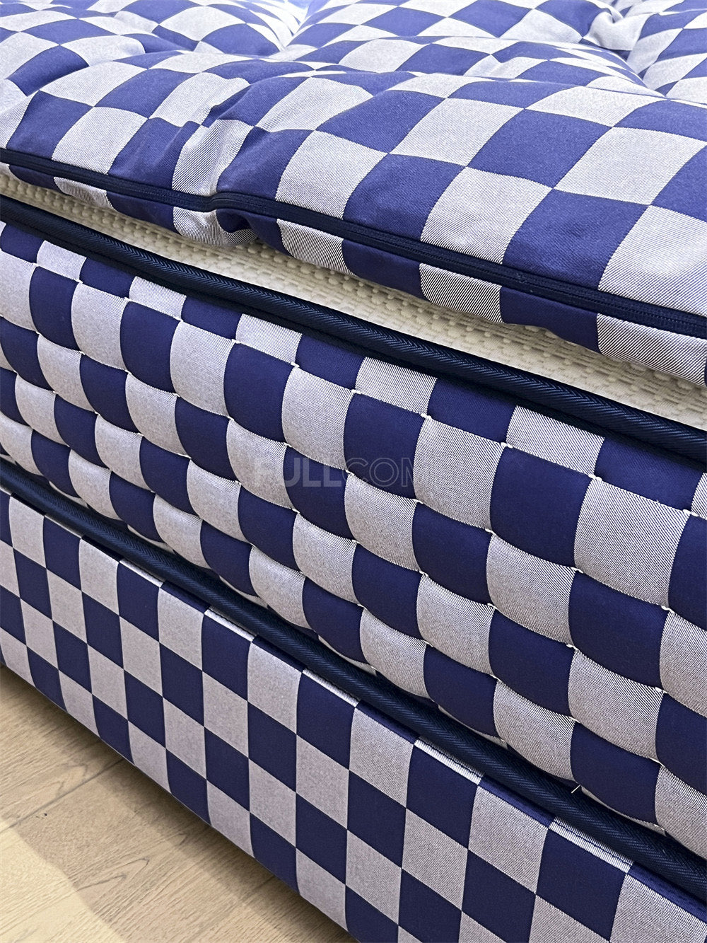 The Gingham Puff Mattress