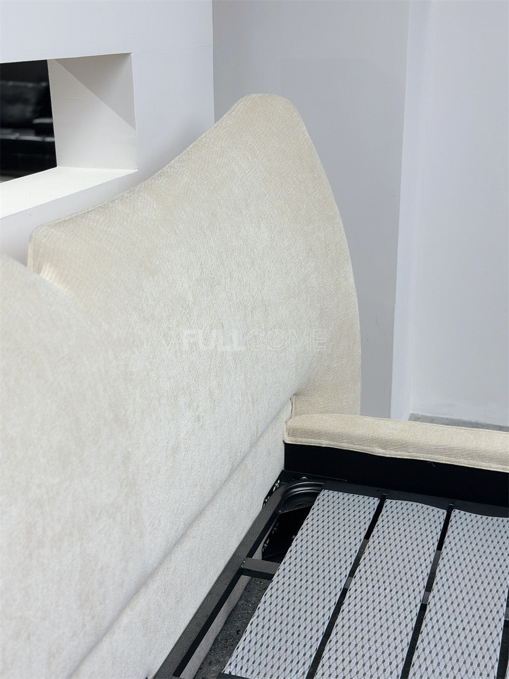 The Fishtail Bed