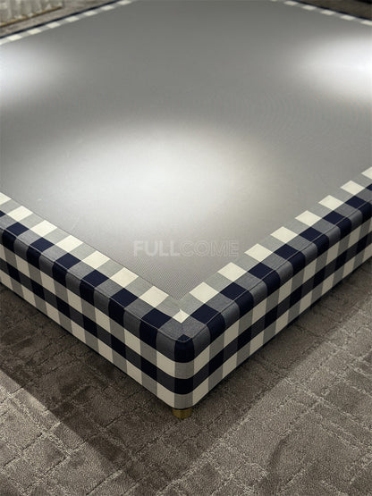 The Check Wrap Bed Base