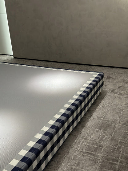 The Check Wrap Bed Base