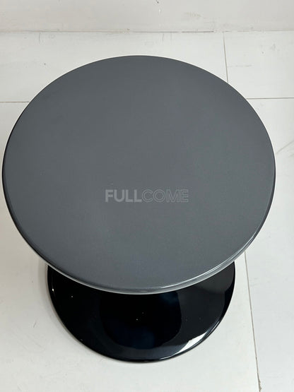The High Gloss Round Side Table