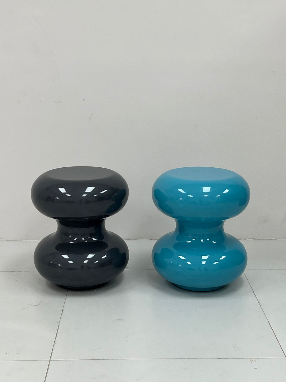 The Hourglass Side Table
