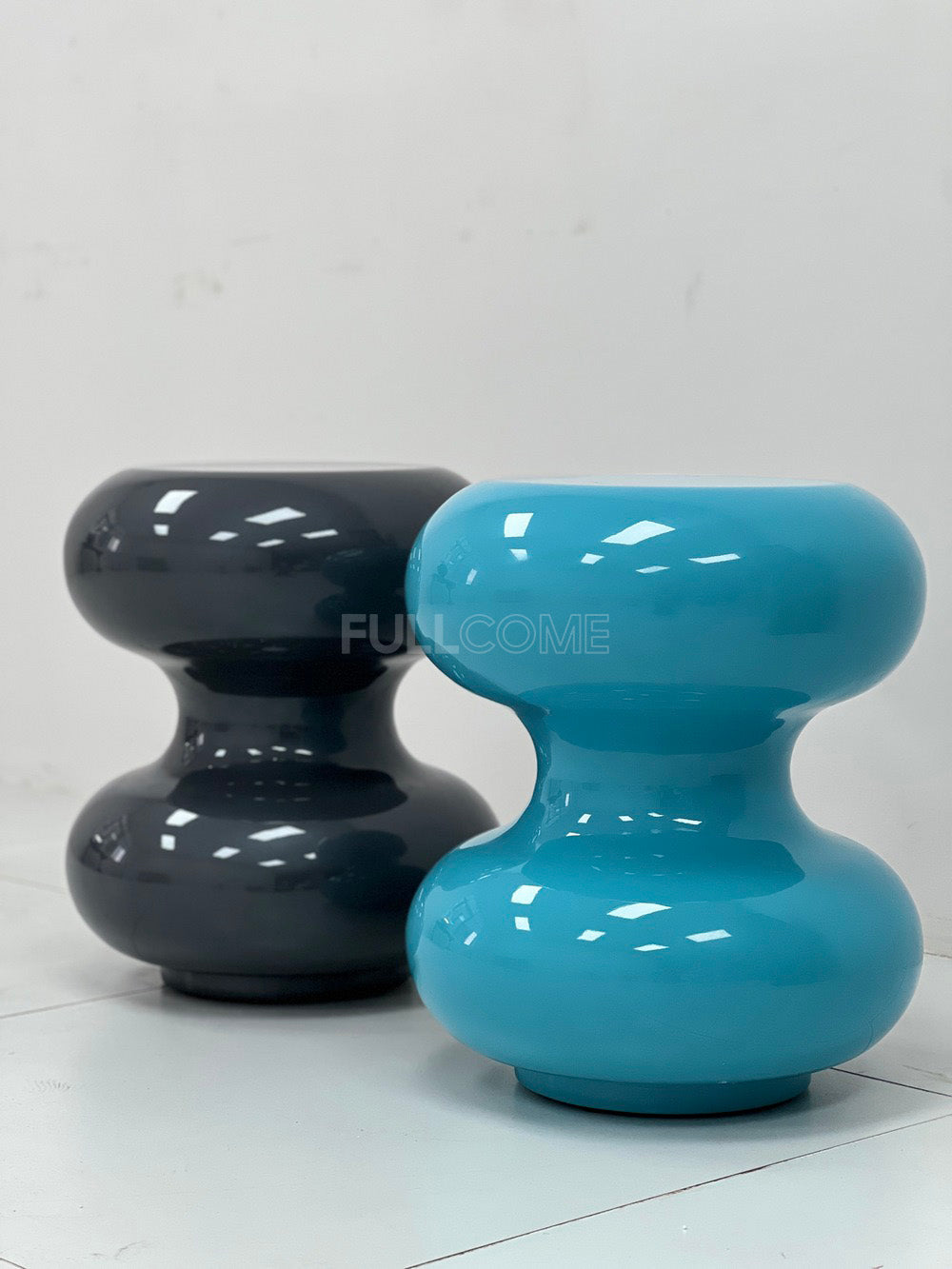 The Hourglass Side Table