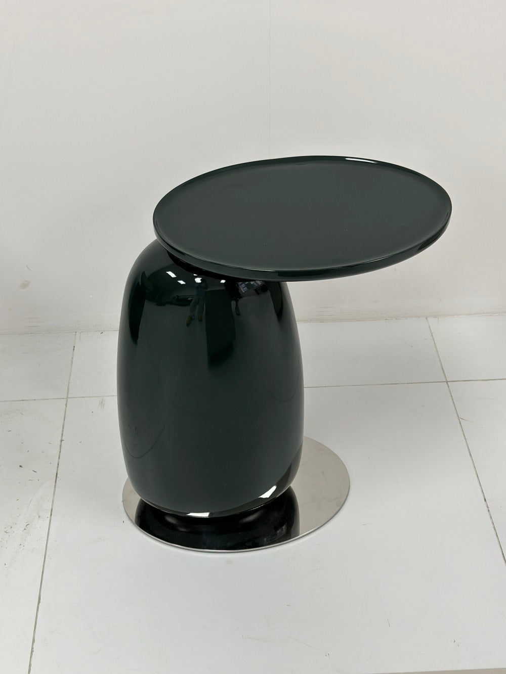 The Standing Pebble Side Table