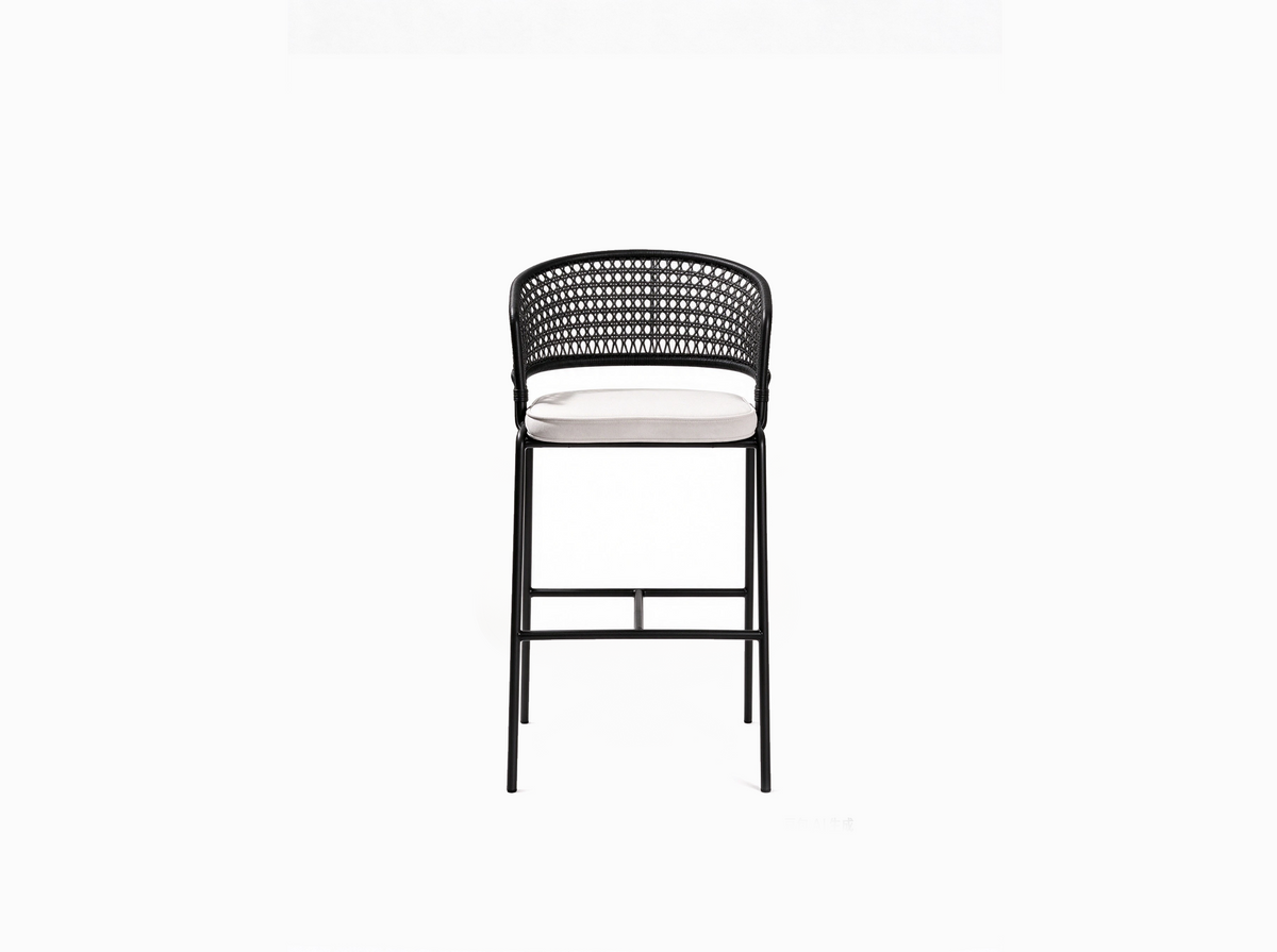 Nest Bar Stool