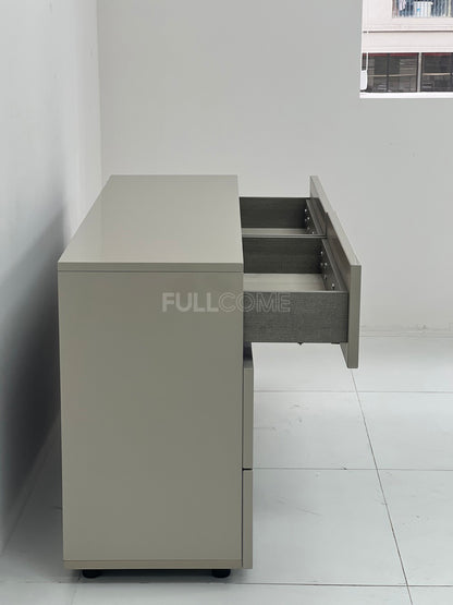 The Twin Circle Drawer Chest