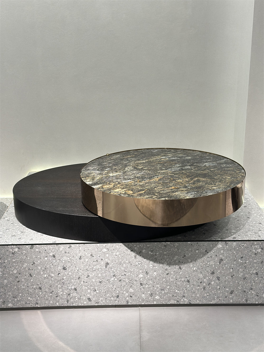 The Veined Stone Nesting Drums