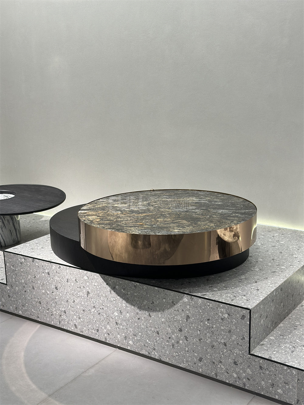 The Veined Stone Nesting Drums