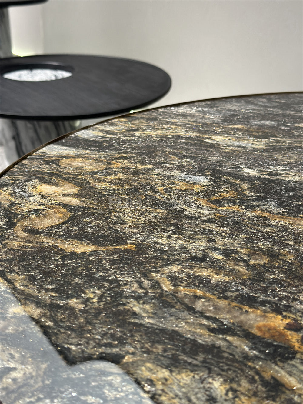 The Veined Stone Nesting Drums