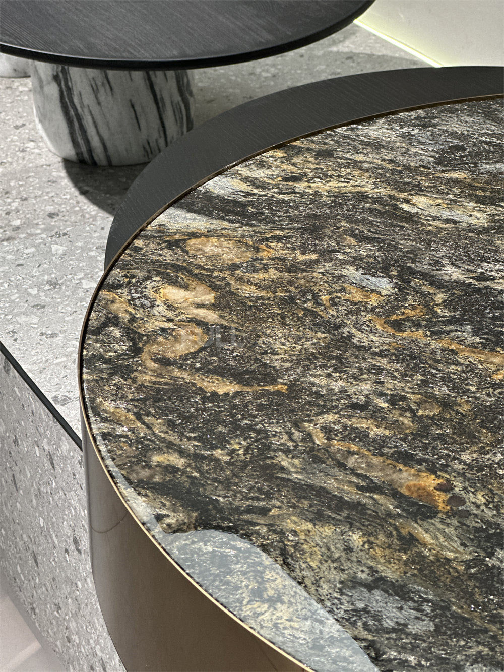 The Veined Stone Nesting Drums