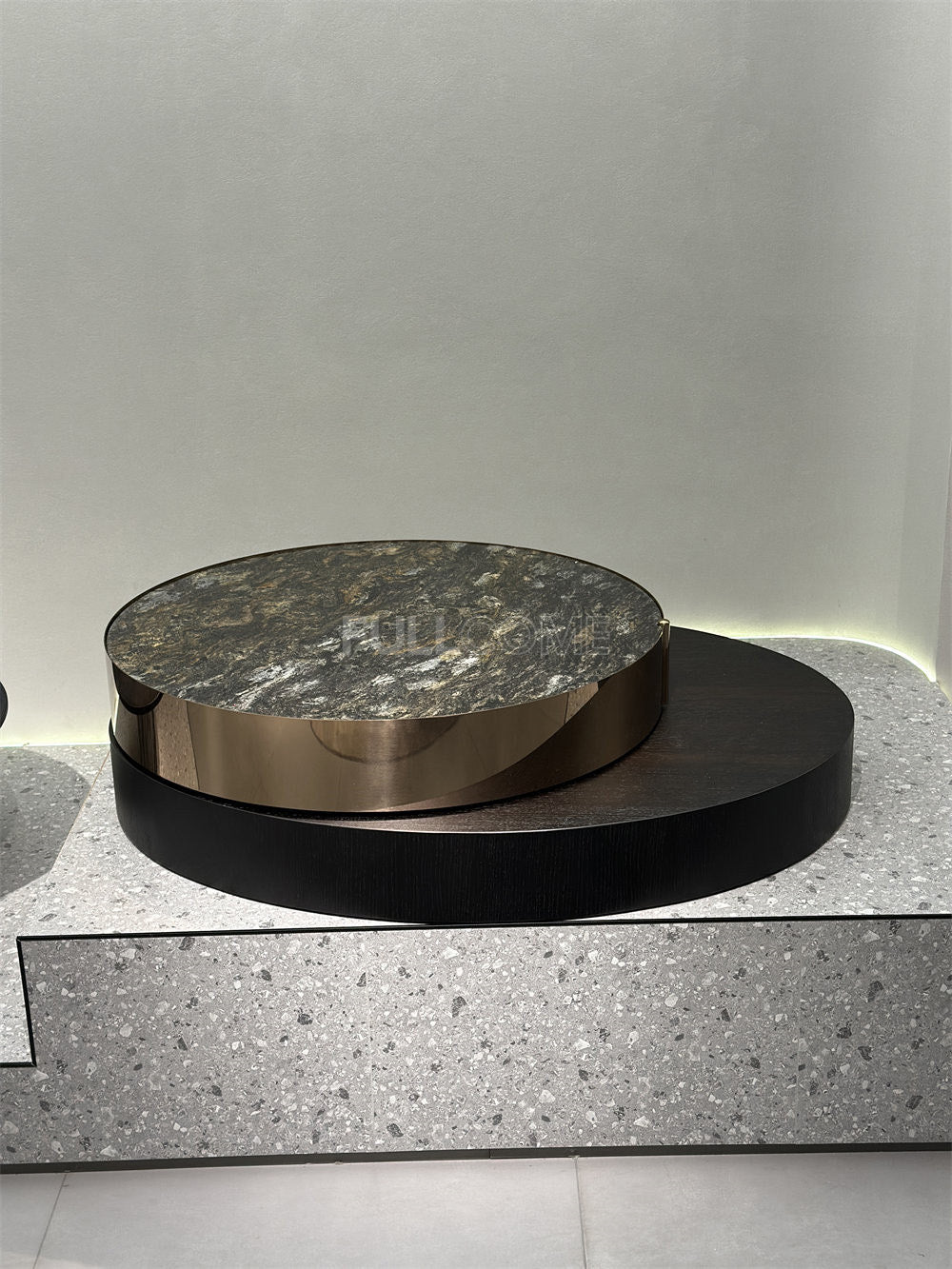The Veined Stone Nesting Drums