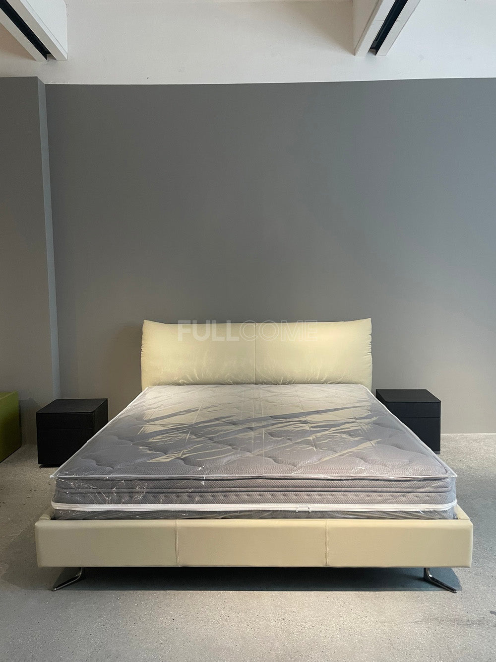 The Graphite Grid Mattress