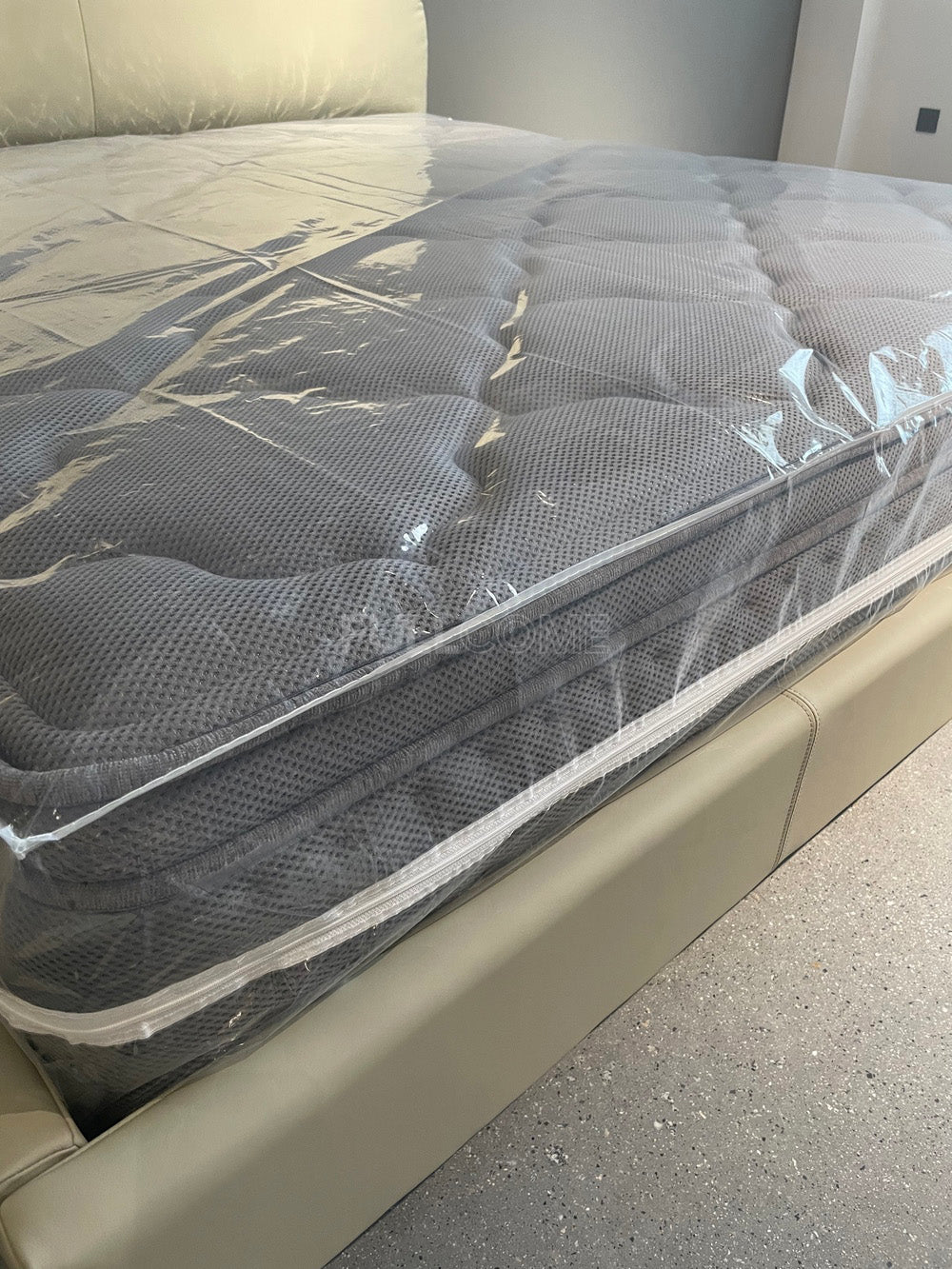 The Graphite Grid Mattress