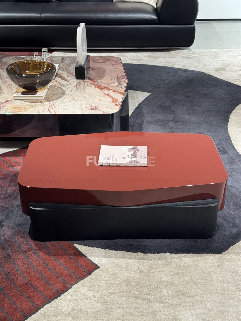 The Claret Column Coffee Table Set