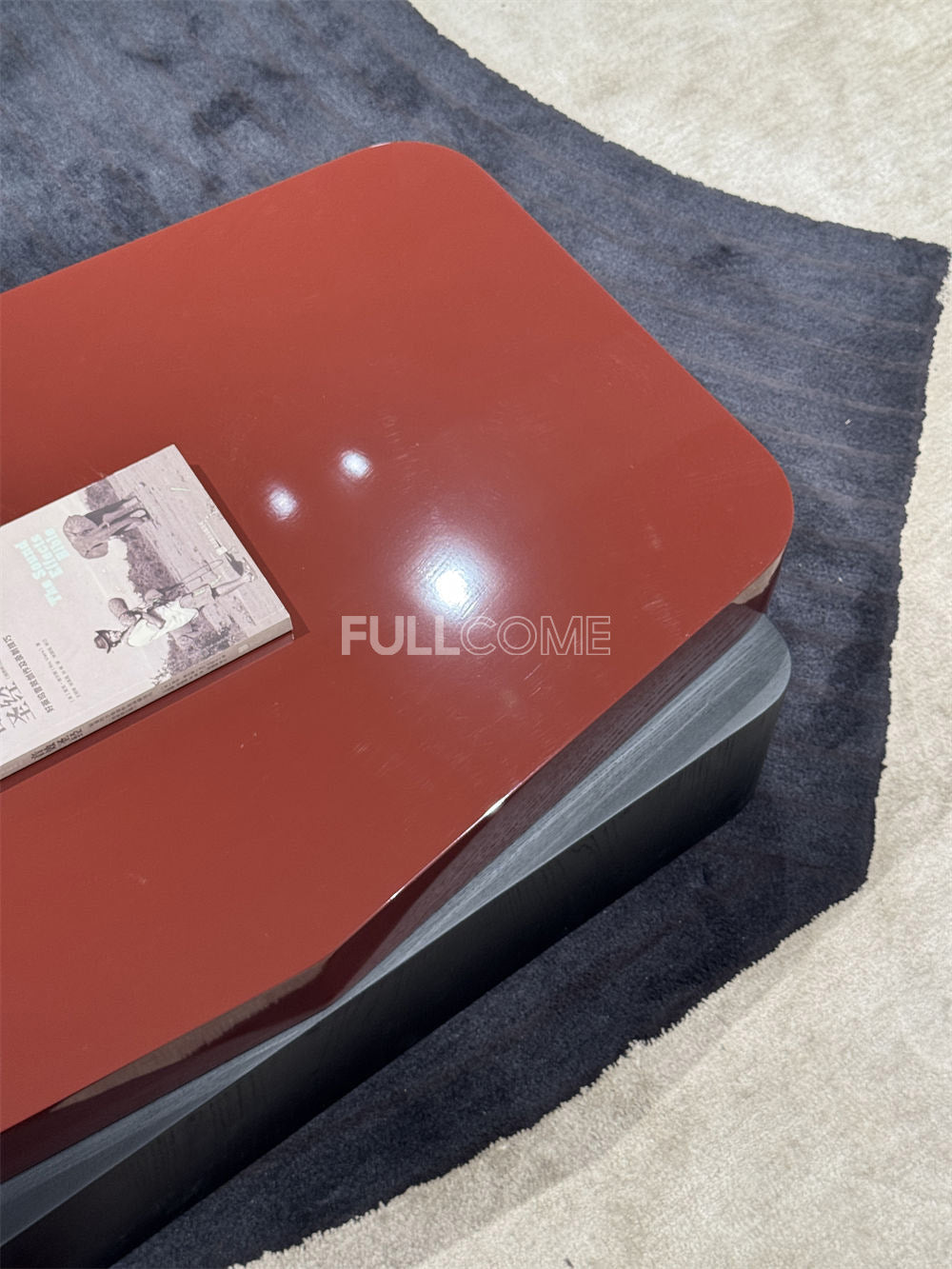 The Claret Column Coffee Table Set