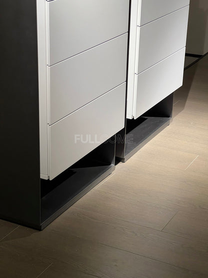 The Graphite Shell Tallboy