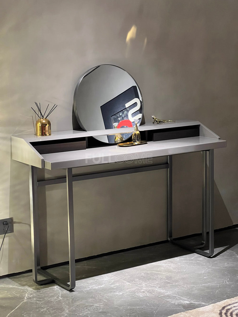The Rampart Vanity