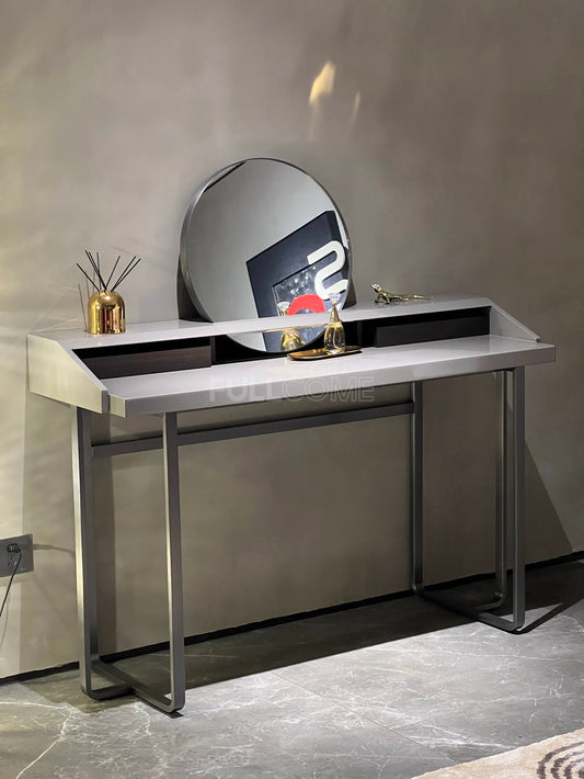 The Rampart Vanity