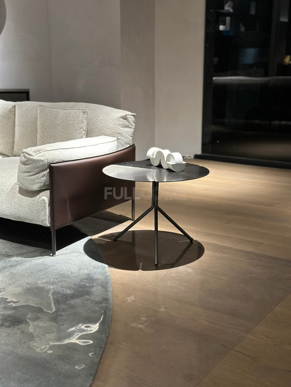 The Tripod Side Table