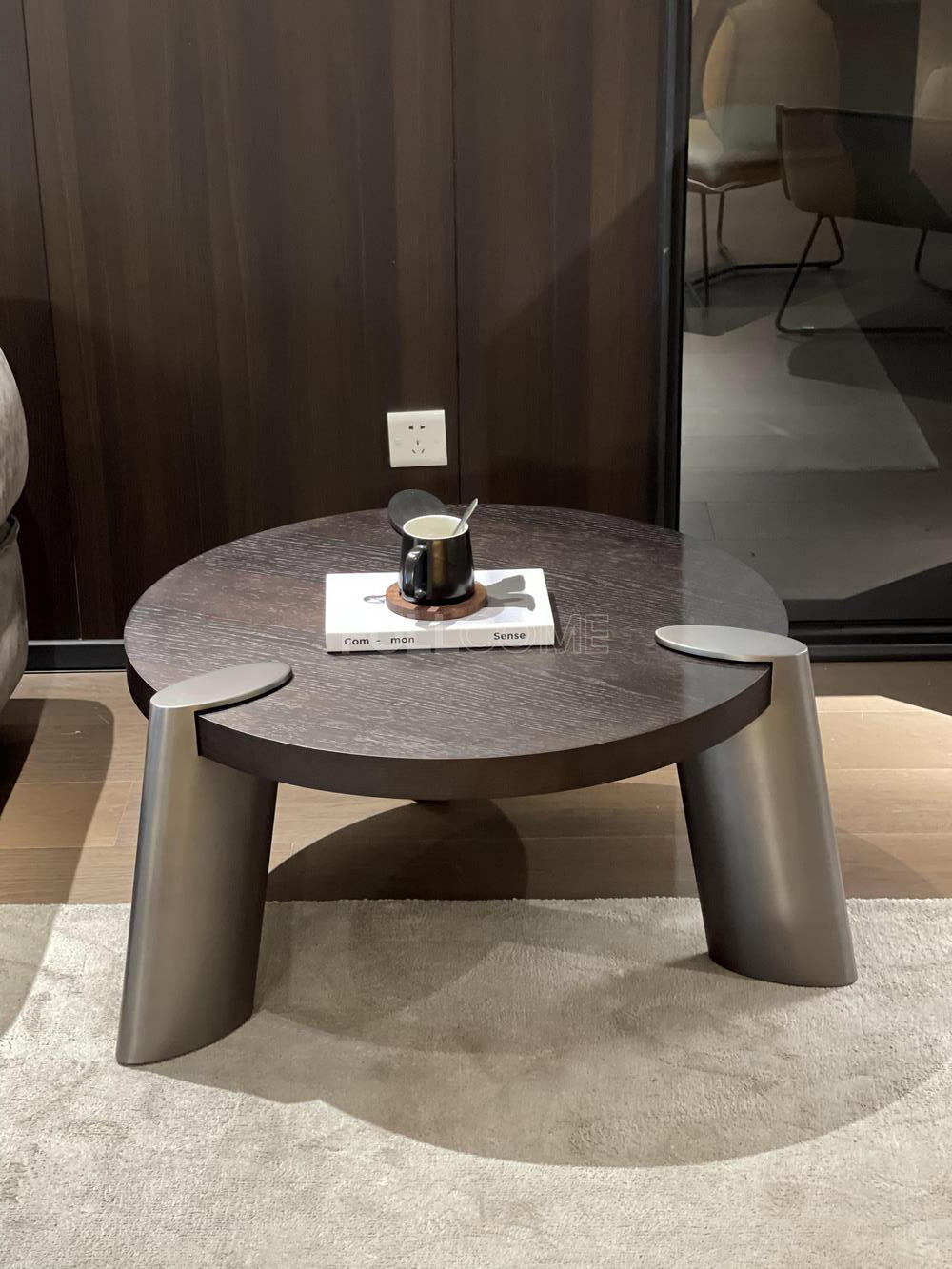The Petal-Cap Round Nesting Tables