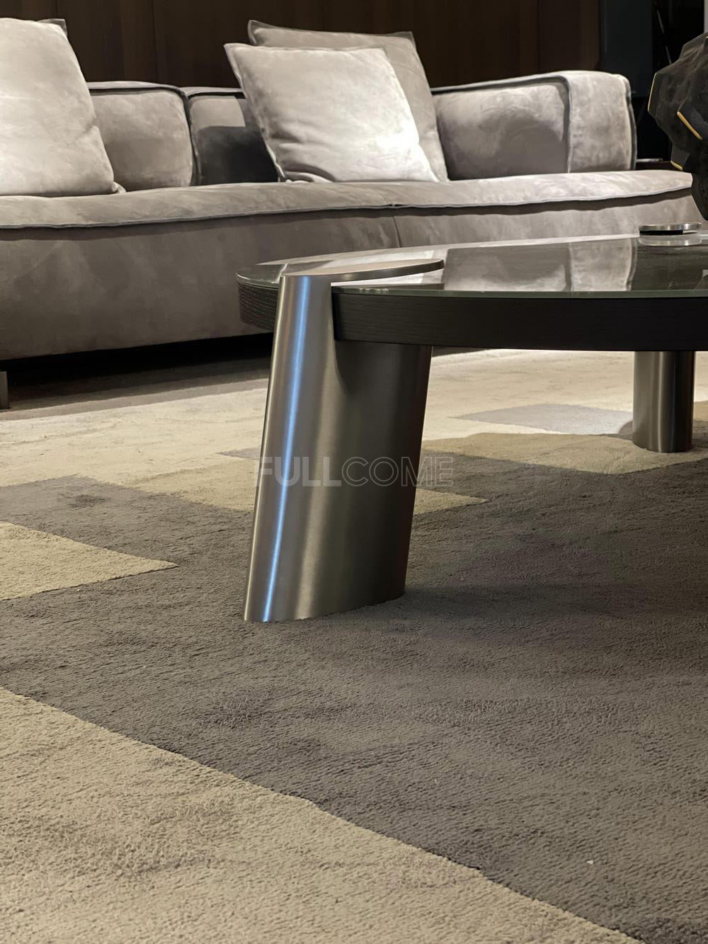 The Petal-Cap Round Nesting Tables